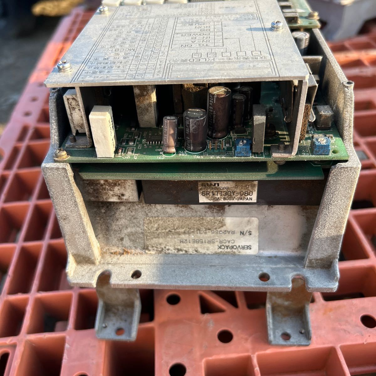 変圧器、アダプター Yasukawa electric servopack cacr 変圧器、アダプター Yasukawa electric servopack cacr