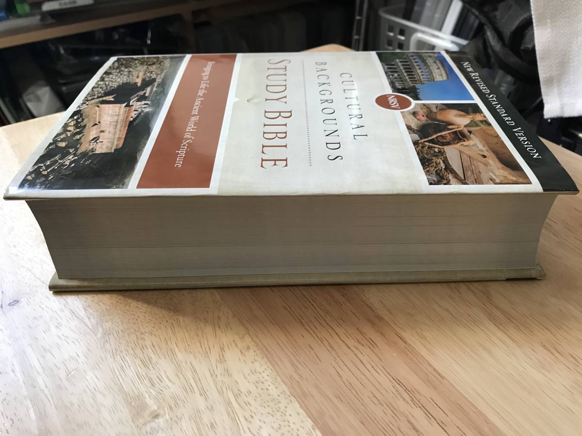 洋書、外国語書籍 NRSV Cultural Backgrounds Study Bible: New Revised Standard Version: Bringing to Life the Ancient World of Scripture (Zondervan) - 洋書、外国語書籍 洋書、外国語書籍 NRSV Cultural Backgrounds Study Bible: New Revised Standard Version: Bringing to Life the Ancient World of Scripture (Zondervan) - 洋書、外国語書籍