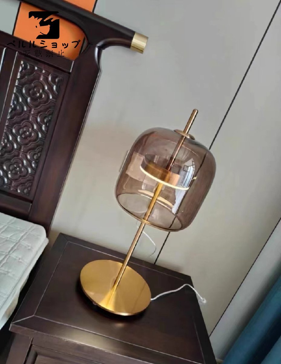 美品 デザインインテリア　ナイトスタンド　　デザインランプ　間接照明　テーブルライト　ランプ　　スモーク_画像2