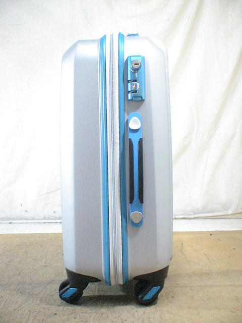 5376　innovator　シルバー・青　機内持ち込みOK　TSAロック付　スーツケース　キャリケース　旅行用　ビジネストラベルバック_画像2