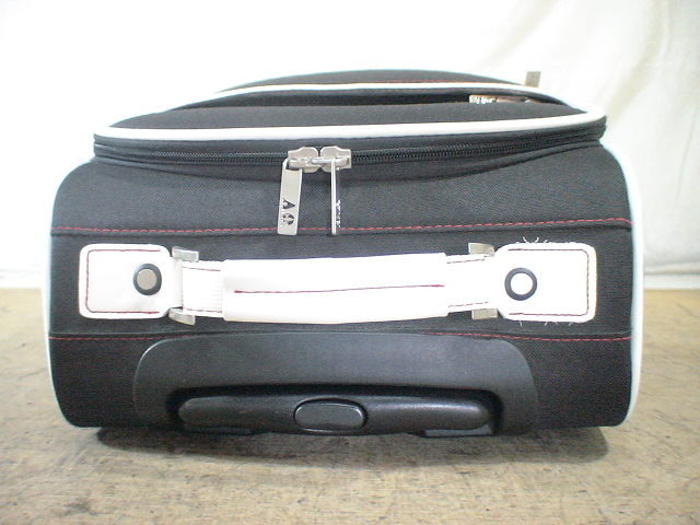 5304　アツキオオニシ　黒ｘ白　機内持ち込みOK　軽量　鍵付　スーツケース　キャリケース　旅行用　ビジネストラベルバック