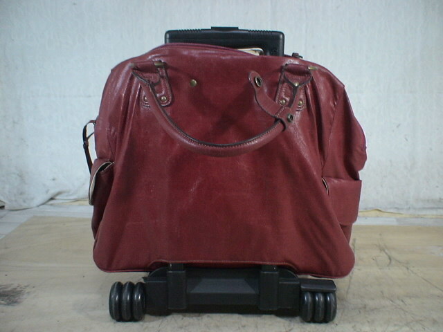 5226　赤色　軽量　スーツケース　キャリケース　旅行用　ビジネストラベルバック_画像2