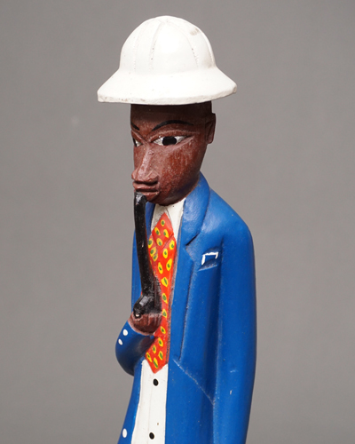 アフリカ　コートジボワール　コロン人形　XLサイズ　No.25　パイプをふかす紳士　木彫り　立像　アフリカ雑貨　彫刻_画像4