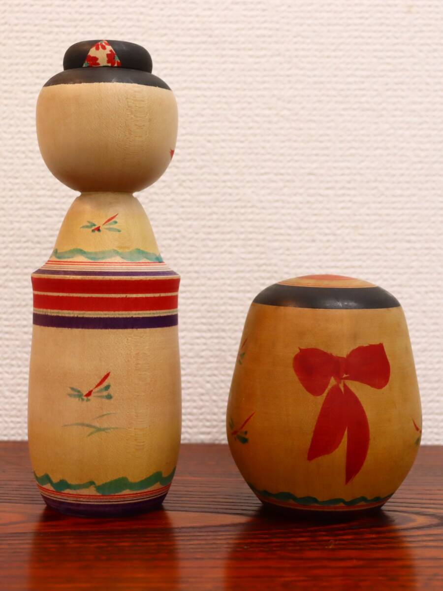  Inoue ... произведение kokeshi / традиция kokeshi 2 body суммировать / комплект Zaimei /. иметь кукла / японская кукла украшение /. украшение изделие прикладного искусства / народные товары / традиция прикладное искусство [G039-527]
