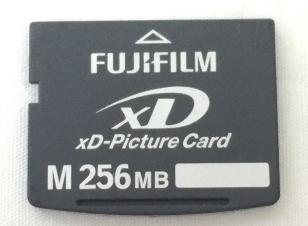 ☆☆FUJIFILM 富士フイルム　xD-Picture Card　ピクチャーカード　M256MB　フォーマット済み☆USED品_画像1