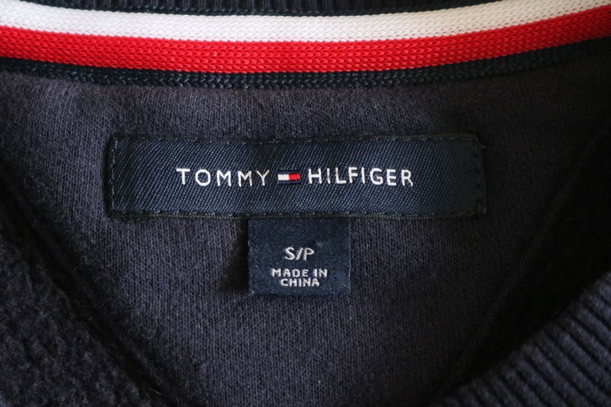 【TOMMY HILFIGER】裏起毛スウェット　フラグロゴ　紺　S★