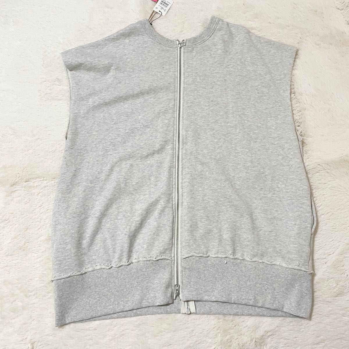 新品】佐久間大介さん着用 エシンタ 2WAYリメイクスウェット 新品】佐久間大介さん着用 エシンタ 2WAYリメイクスウェット