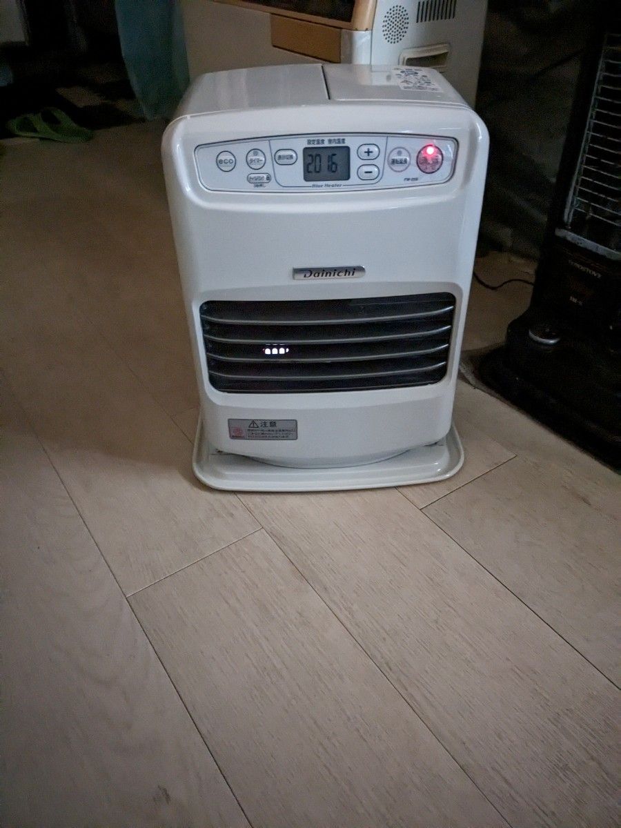 DAINICHI ブルーヒーターFW-25S ホワイト|Yahoo!フリマ(旧 DAINICHI ブルーヒーターFW-25S ホワイト|Yahoo!フリマ(旧