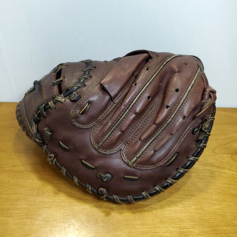 ZETT 古田敦也モデル ステイタスプロZ ゼット 一般用大人サイズ ZETT 古田敦也モデル ステイタスプロZ ゼット 一般用大人サイズ