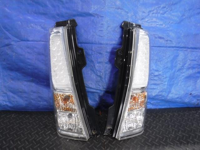 【宮城 塩釜発】中古 左右テールランプセット ワゴンＲ DAA-MH44S FZ 純正品 LED トーカイ 35603-72M1_画像1