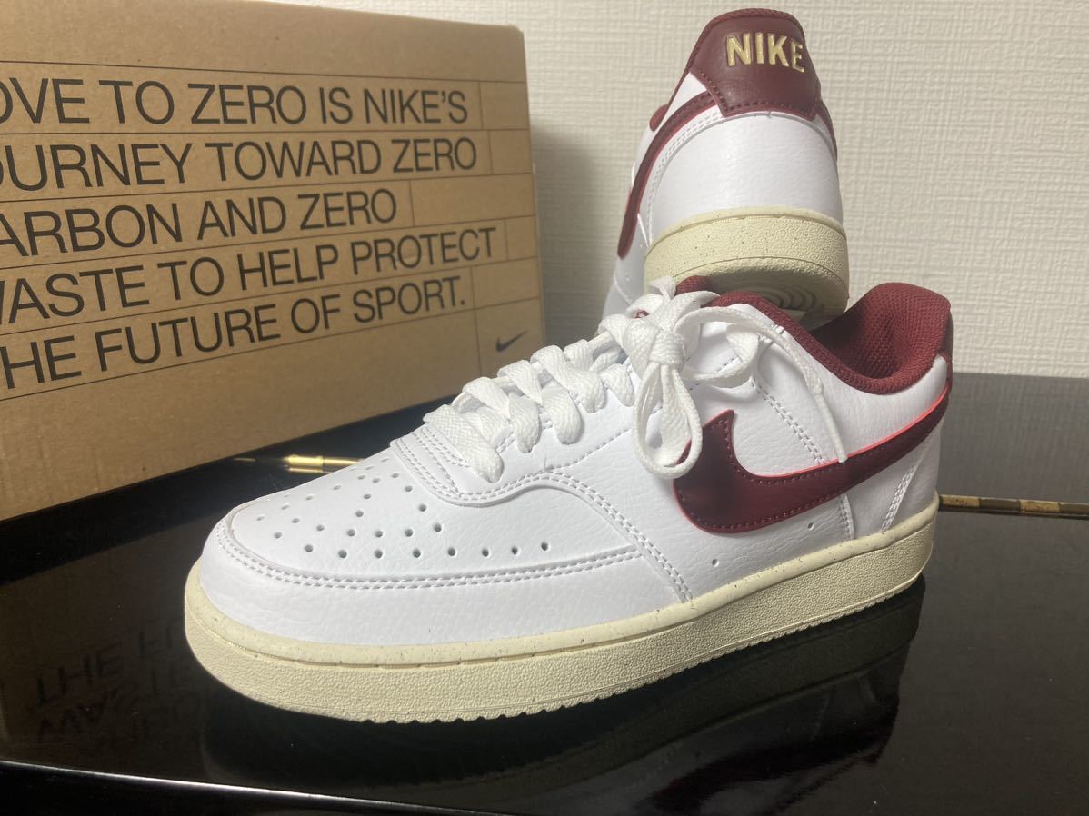 新品24cmナイキNIKEレディーススニーカーコートビジョンCOURTVISIONホワイトエンジバーガンディワインレッドエアフォース1AF1好きに