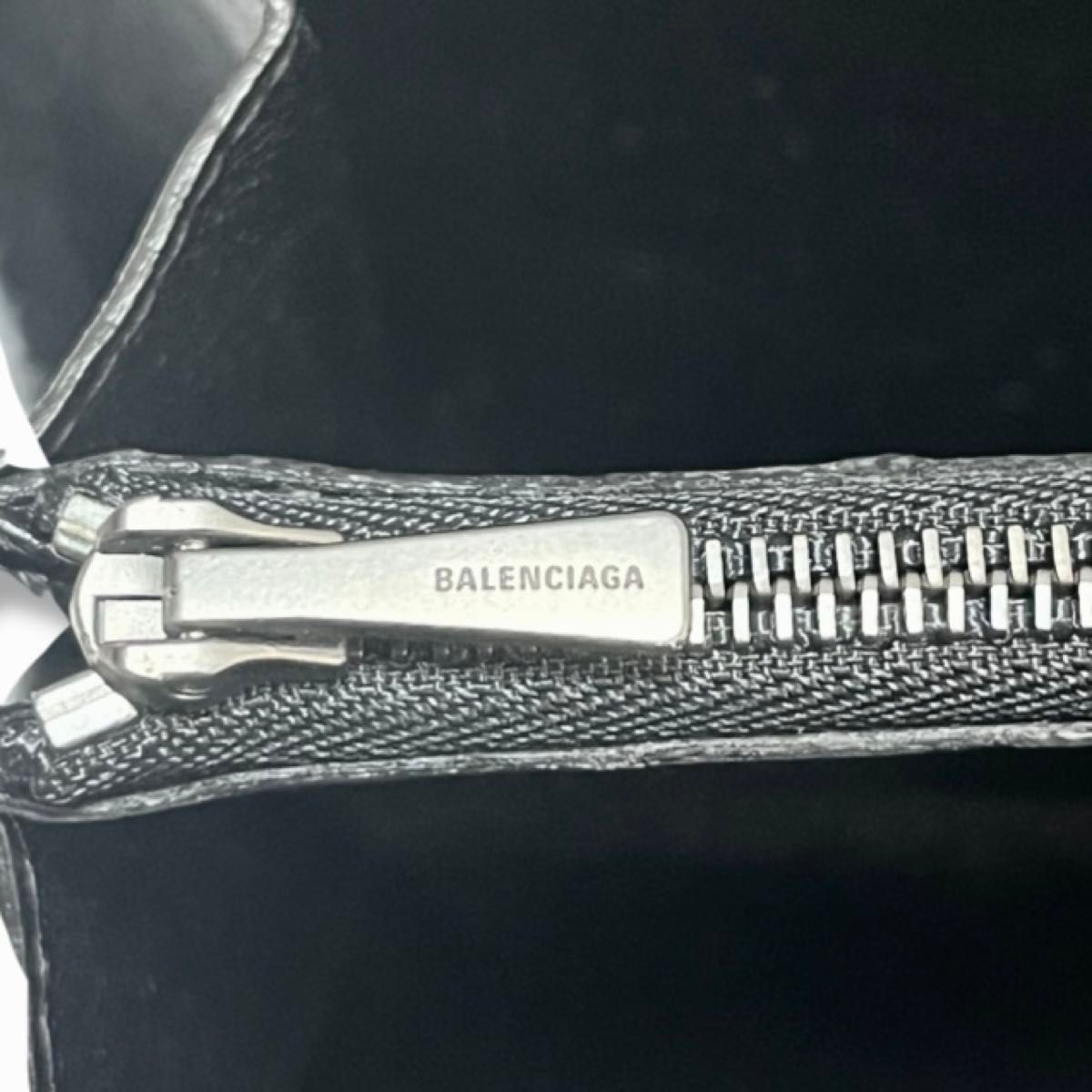 一点限り　正規品　バレンシアガ　ラウンドファスナー　シルバー　長財布　送料無料 BALENCIAGA ウォレット レザー