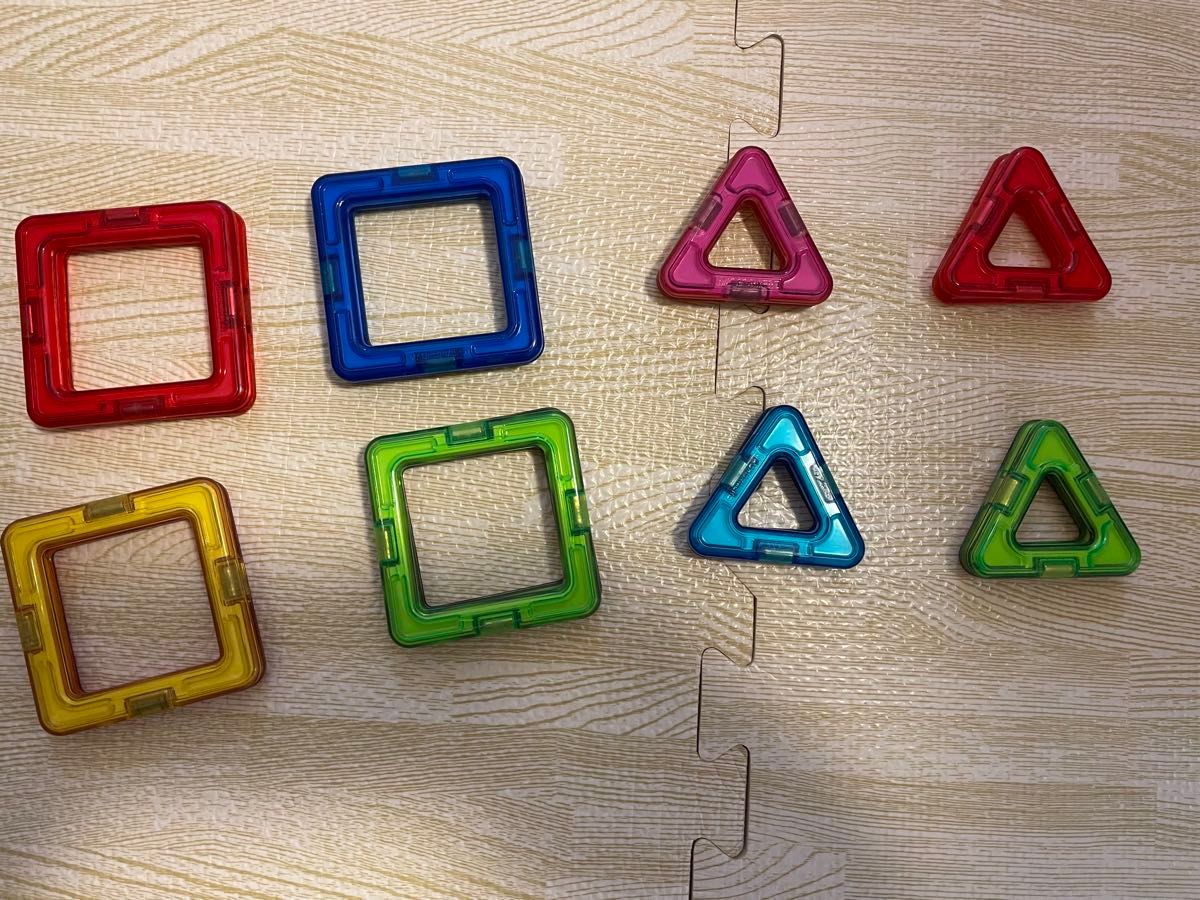 マグフォーマーズ　マグネットブロック　ボーネルンド　三角と四角パーツ8個ずつ　全16個 磁石ブロック 知育玩具