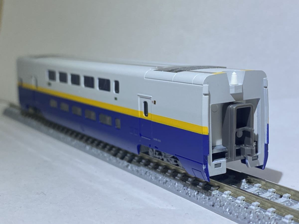 KATO E4系　新幹線　MAX ４両基本セット　5号車のみ　動力車　10-292 鉄道模型_画像4
