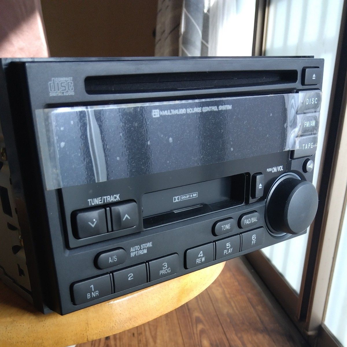 カセット　スバル純正レガシー新車外し品　Clarion製カーオーディオAM.FM. CD.カセットテープデッキ  送料850円込