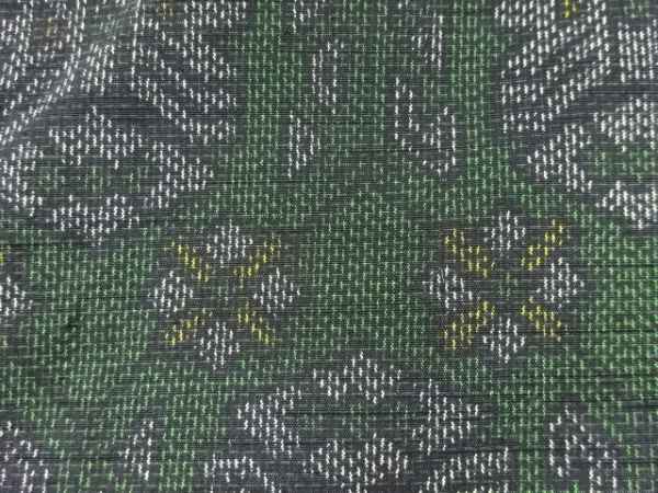 ys6938041; 宗sou 幾何学模様織り出し手織り紬着物【アンティーク】【着】_画像6