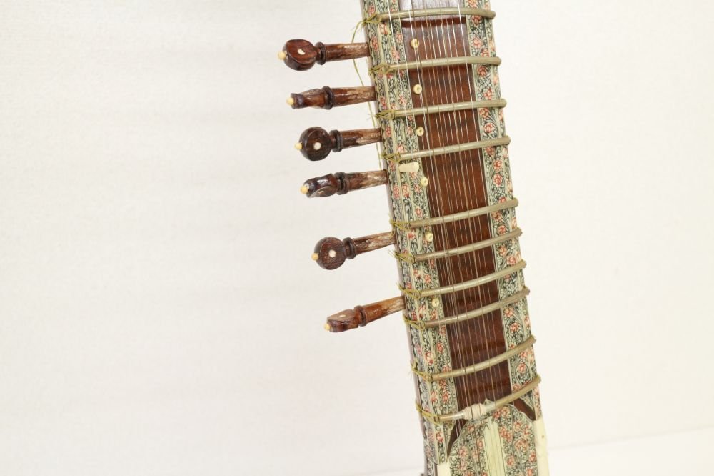 シタール インド 楽器 北インド 民族楽器 ハードケース SITER [佐川着払/店舗受取][G518]の画像4