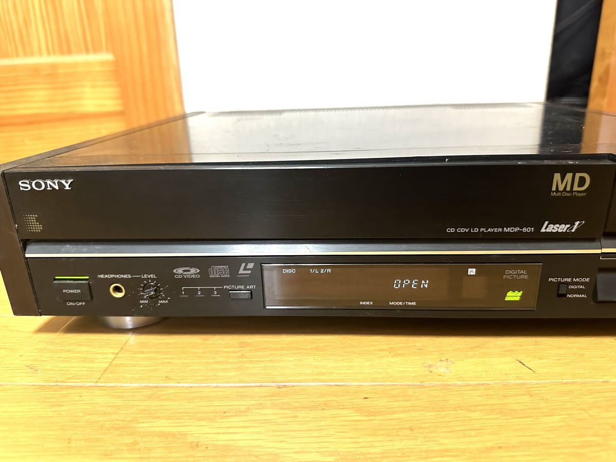 通電のみ 部品どりに SONY ソニー CD CDV LD PLAYER MDP-601 CDプレイヤー レーザーディスクプレイヤー _画像2