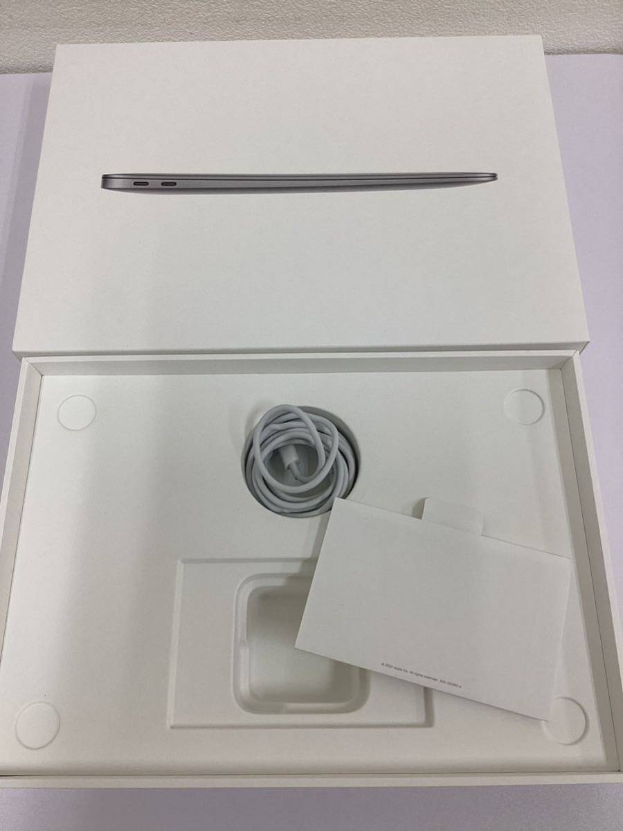 2020 MacBook Air M1ノートパソコン Apple 初期化済 箱付き 充放電回数16回 最大容量100％ 256GB A2337/EMC3598 ♯16467の画像2