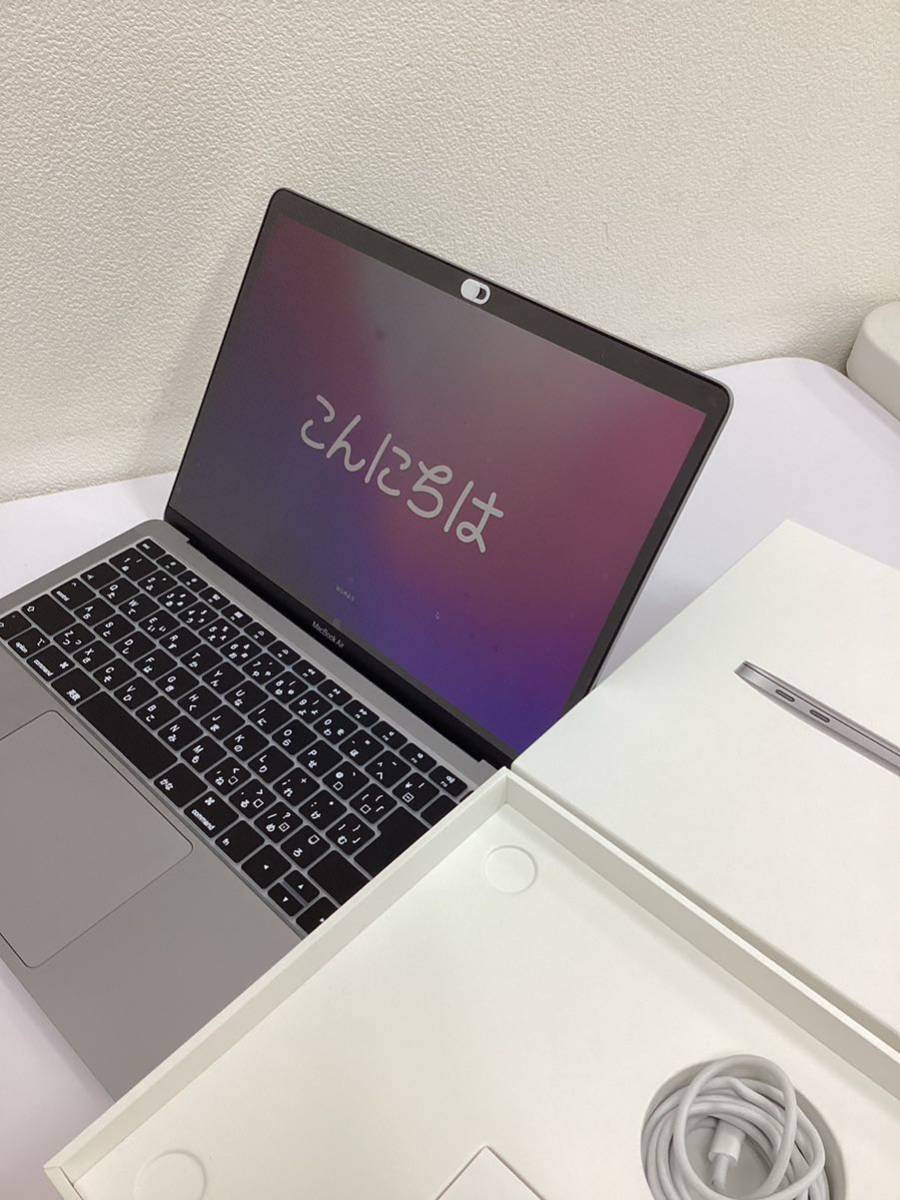 2020 MacBook Air M1ノートパソコン Apple 初期化済 箱付き 充放電回数16回 最大容量100％ 256GB A2337/EMC3598 ♯16467の画像1