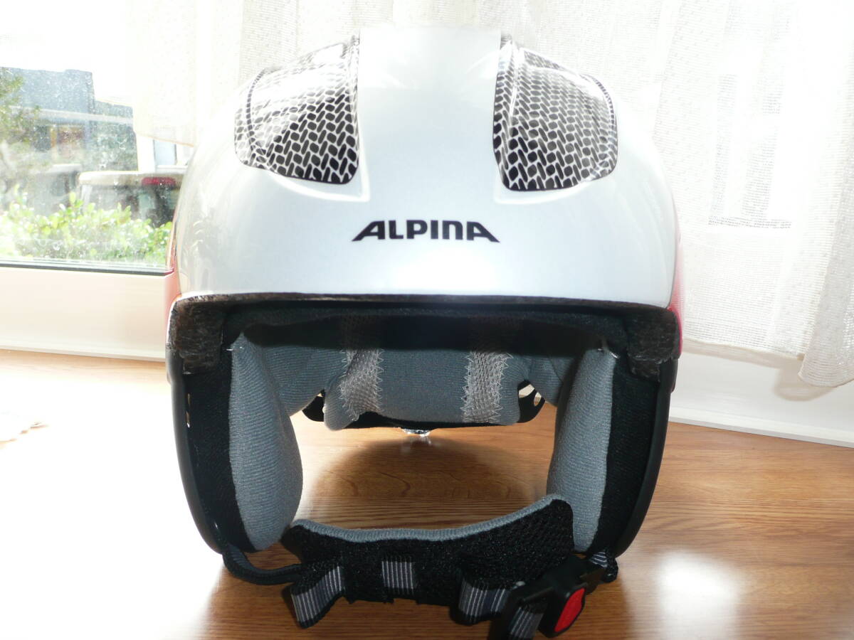 ALPINA アルピナ CALAT 極上 軽量390g ジュニアスノーヘルメット 銀/赤 ダイヤル式/頭囲54-58cm CE/安全基準 スノーボード スキー スノボ の画像2
