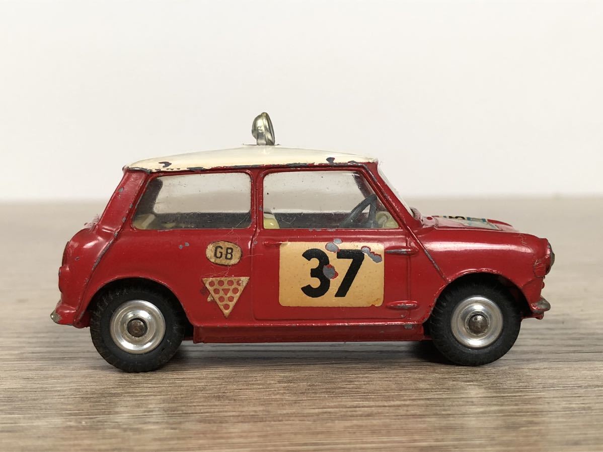 コーギー ミニカー モーリス ミニクーパー ラリー モンテカルロ 1964 CORGI TOYS MORRIS MINI-COOPER イギリス製_画像6