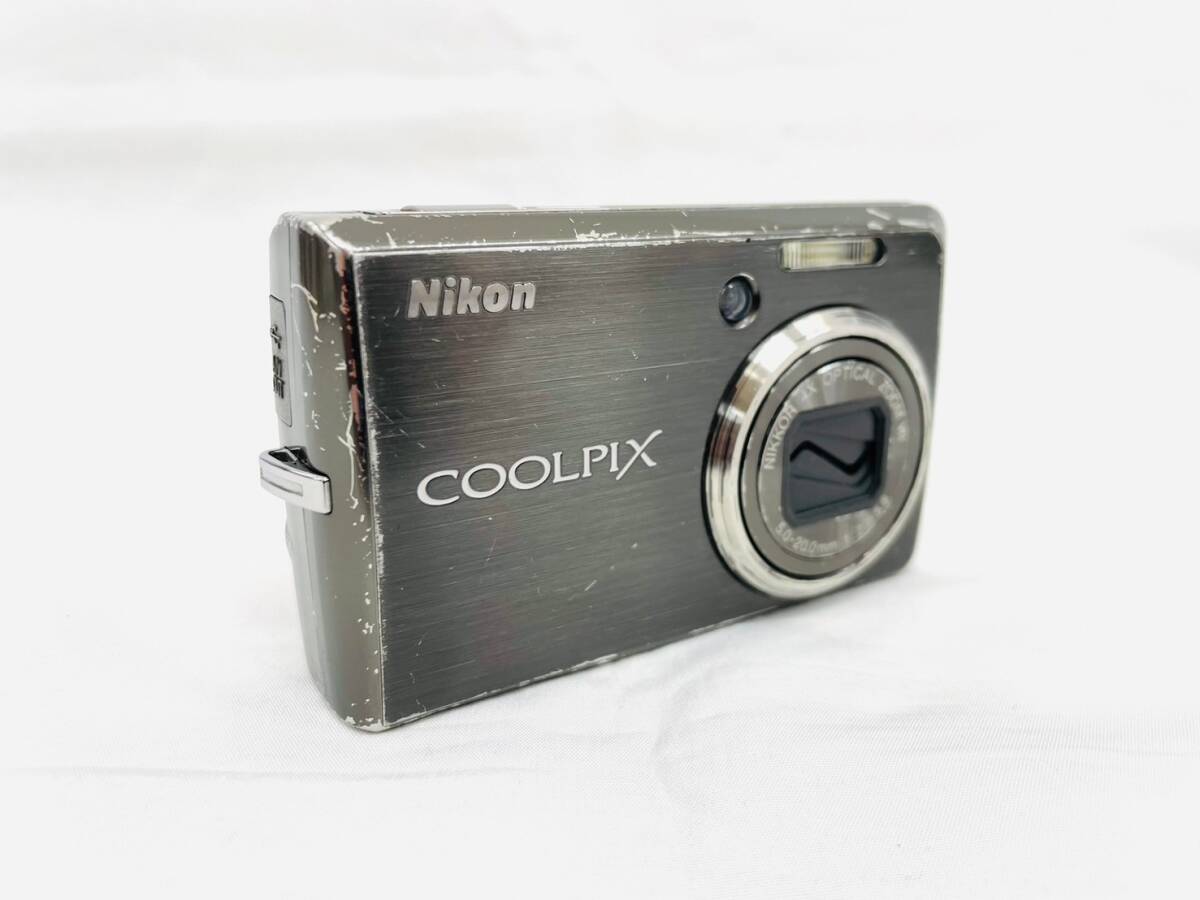 D6702*0.5　Nikon　ニコン　デジタルカメラ　COOLPIX　S600　NIKKOR 4X OPTICAL ZOOM VR　5.0-20.0mm 1:2.7-5.8　本体のみ_画像1