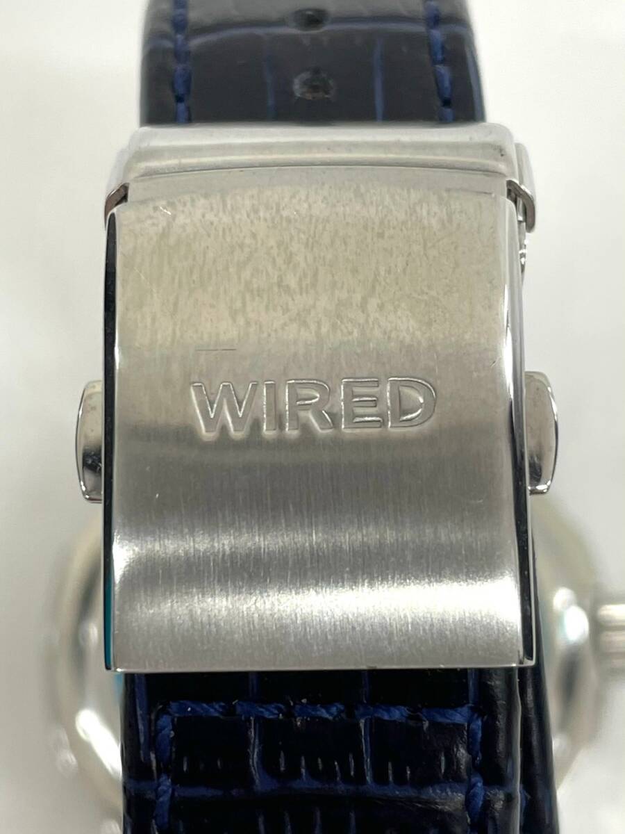 D6737*1　稼働　SEIKO　セイコー　WIRED　ワイアード　V157-0BM0　ソーラー　ブルー文字盤　デイト　メンズ腕時計　取扱説明書・箱付き_画像6