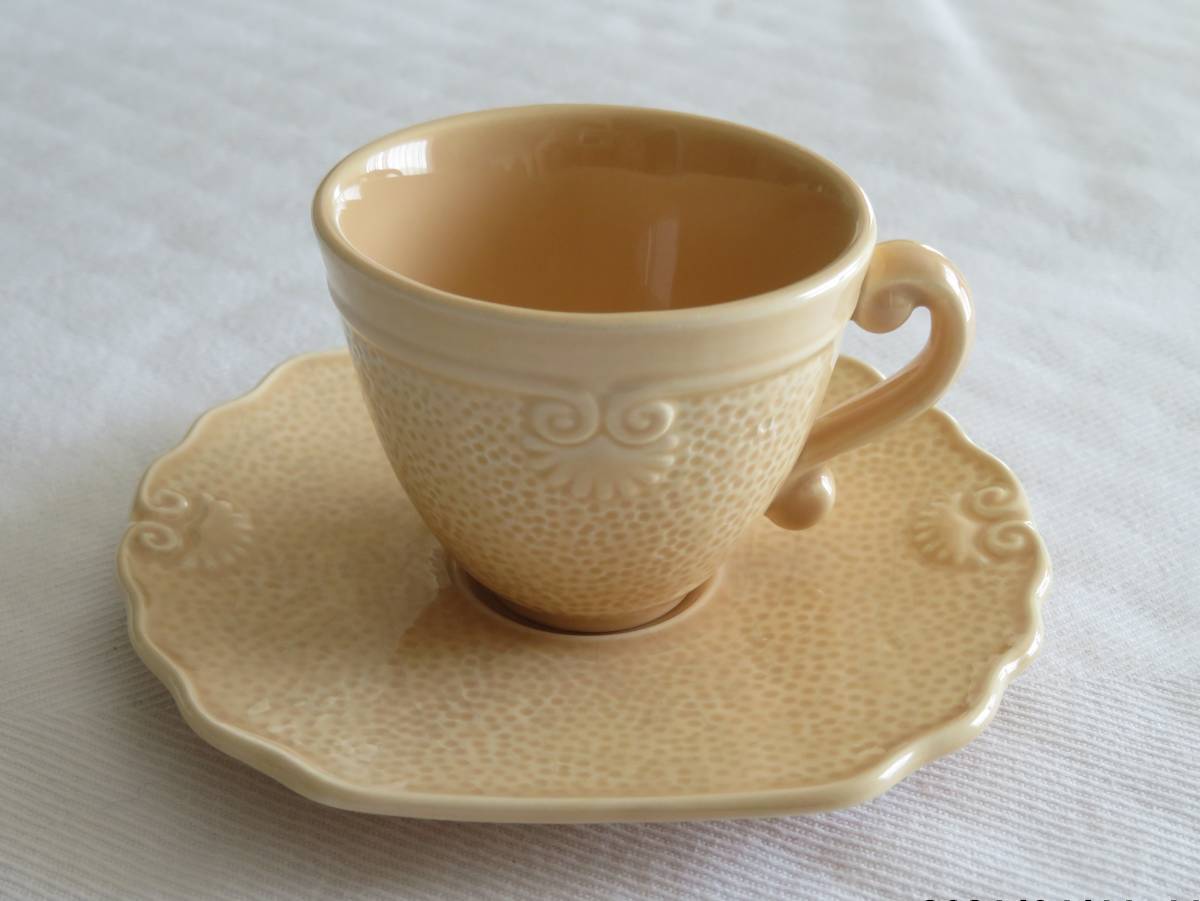 【Genevieve Lethu】ジェヌビエーヴレチュ ,フランス製 ビンテージ デミタスカップ＆ソーサー2客(貝殻柄 Hortense Demitasse cup & saucer)