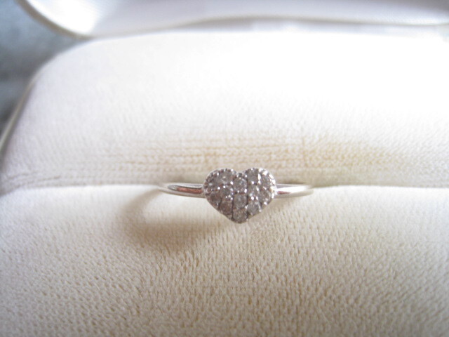 [SAMU]素敵！！きらきら輝き天然ダイヤモンド0.11ct ハート k10WG指輪★美品!の画像1