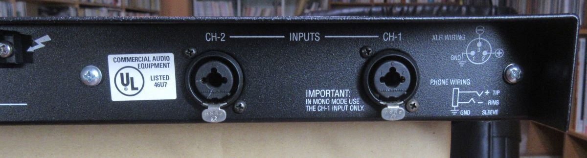 Crown D-75 power amplifier 