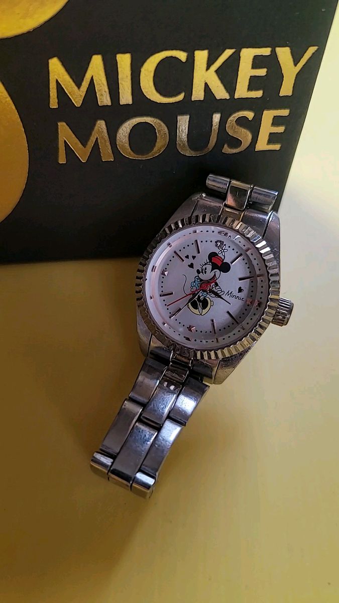 Disney Minnie Mouse ギザギザ クォーツ ミニーマウス レディース腕時計
