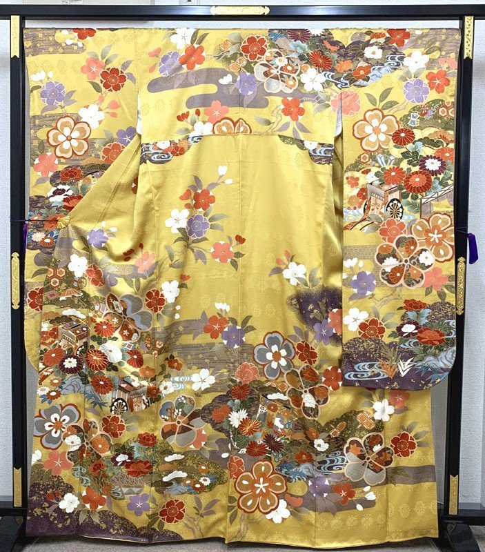 〇振袖 地紋 金駒刺繍 金彩 桜 菊 御所車 成人式 結婚式〇美品 402z35_画像2