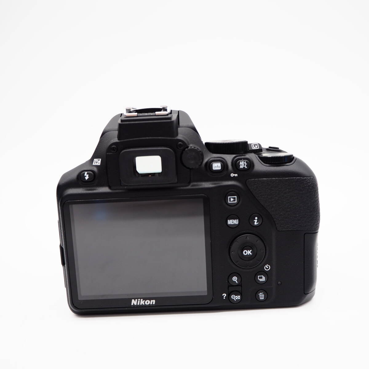 NIKON　D3500 ニコン デジタル一眼カメラ ボディ　元箱付き（シリアル一致）_画像4