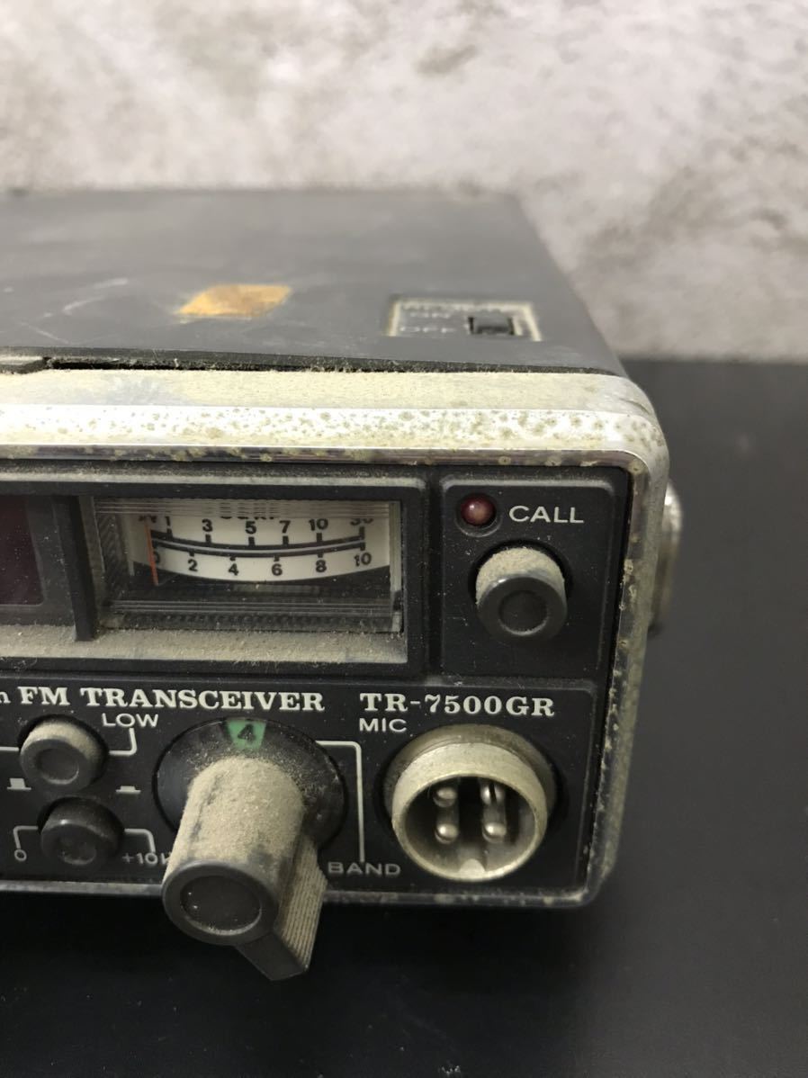 4041 TRIO トリオ アマチュア無線 トランシーバー TRANSCEIVER 無線機 TR-7500GR_画像4