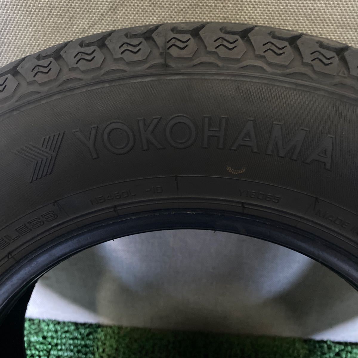 ノーマルタイヤ YOKOHAMA SUPER VAN 356 145/80 R12 80/78N LT 年式2023 残り約6mm以上 4本_画像6