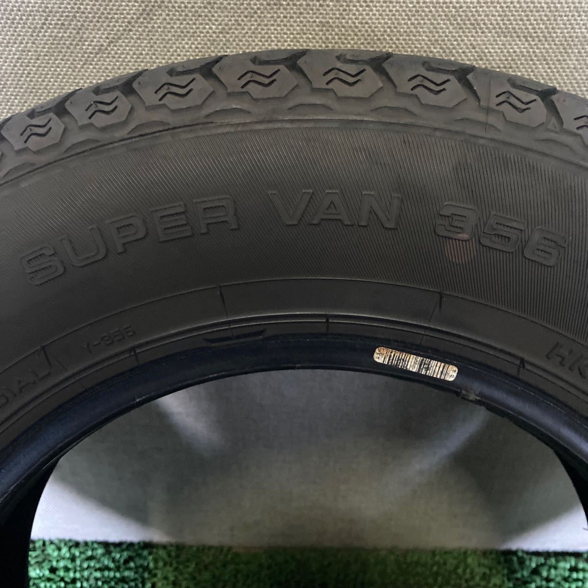 ノーマルタイヤ YOKOHAMA SUPER VAN 356 145/80 R12 80/78N LT 年式2023 残り約6mm以上 4本_画像7