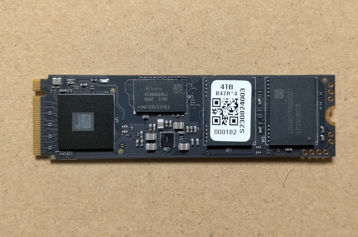 Flkwot FN970 高速PCIe4.0 M.2 NVMe 2280 サイズ SSD 4TB 1枚_画像3