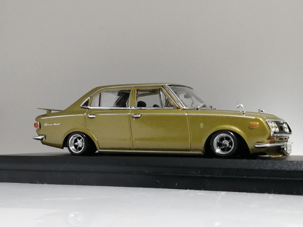 1/43 ノレブ Toyota Corona MarkⅡ (1968) 改 アルミ 深リム ローダウン 改造 コロナマークⅡ チン・リアスポ カスタム 国産名車アシェット_画像3