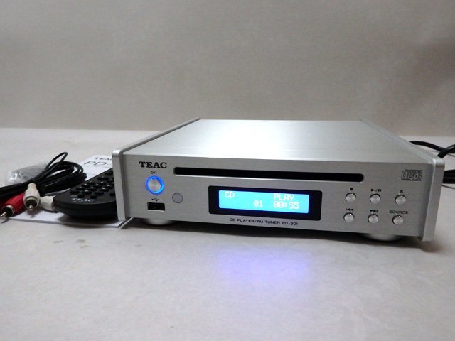 美品 TEAC ティアック PD-301 シルバー CDプレーヤー/FMチューナー 2023年製_画像1