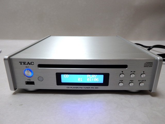 美品 TEAC ティアック PD-301 シルバー CDプレーヤー/FMチューナー 2023年製_画像2