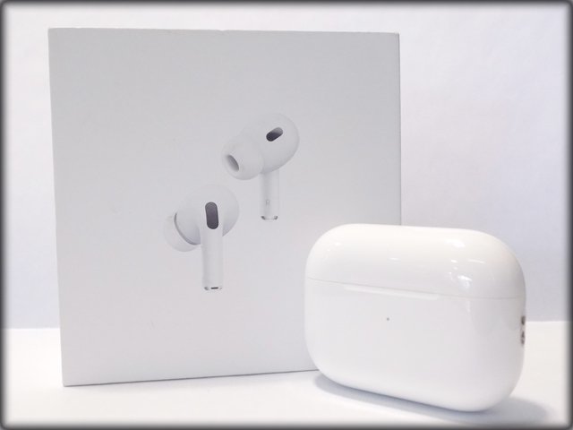 保証残有 Apple/アップル◆AirPods Pro 第2世代 エアーポッズ プロ/MTJV3J/A/ワイヤレスイヤホン/元箱付 Type-Cモデル