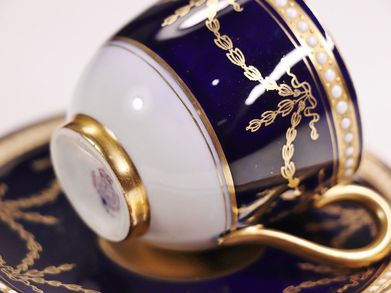 [.]19-20 век [ Royal Worcester Royal Worceter] золотая краска кобальт Galland маленькая чашка * блюдце ST82