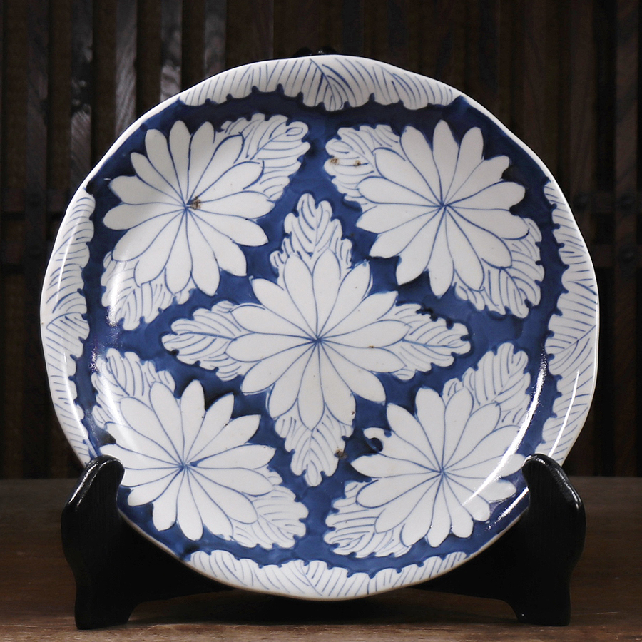 【送料無料/新品】 【開】江戸時代後期 SS38 染付菊文尺皿(29.6cm) 古伊万里志田窯 染付