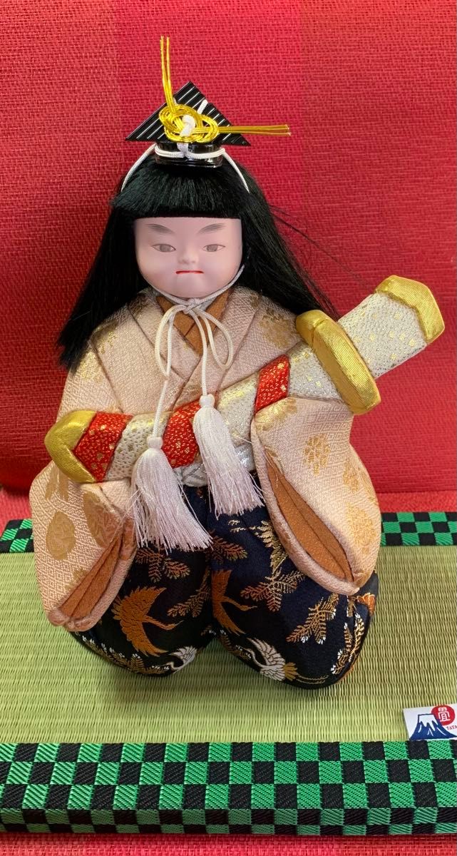 日本人形　五月人形　ガラスケースなしです。下の畳はおつけします。
