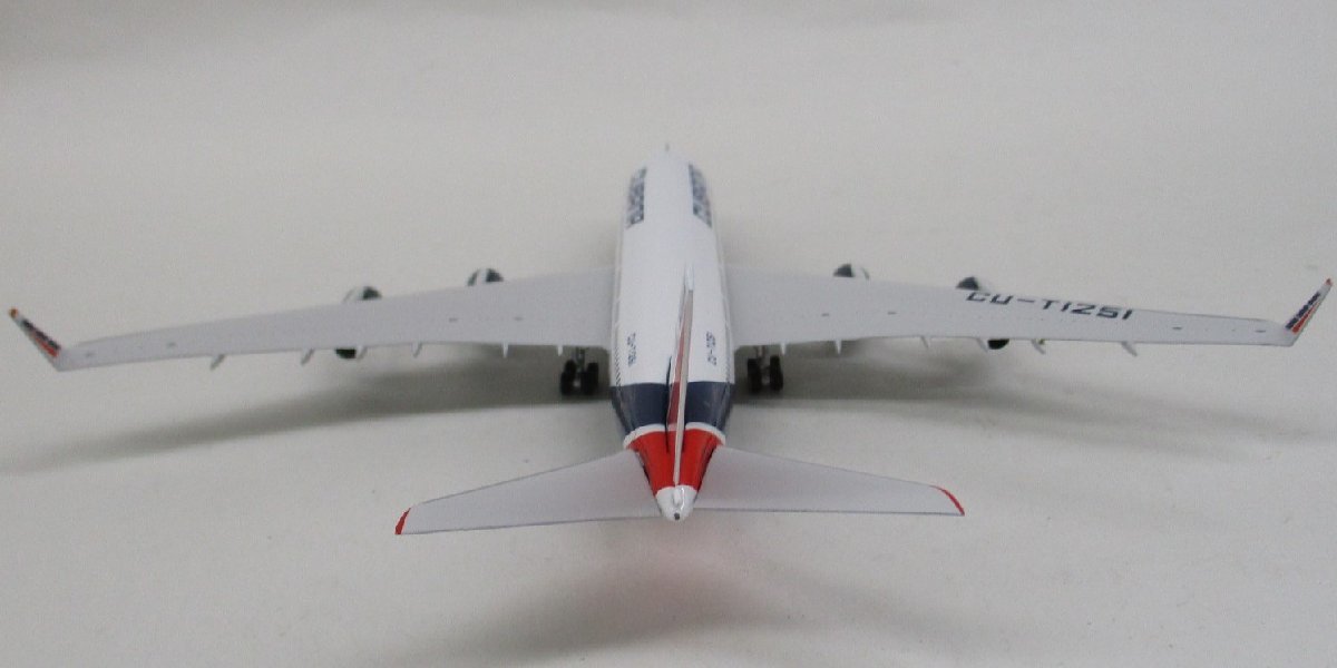 フェニックス 1/400 イリューシン IL-96-300 クバーナ航空 CU-T1251 [11503]【B】krt122715_画像8