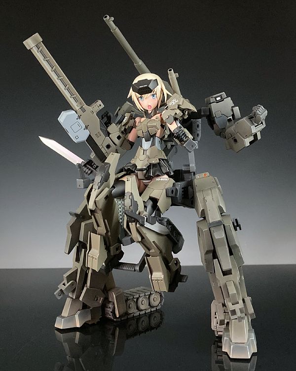 コトブキヤ フレームアームズ・ガール 轟雷改 with エグゾスーツ 轟雷 完成品_画像1