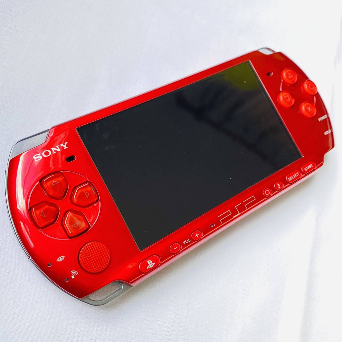 【極美品】SONY ソニー プレイステーション ポータブル 本体のみ PSP-3000 PSP3000 レッド 中古 動作確認済み 現状品_画像4