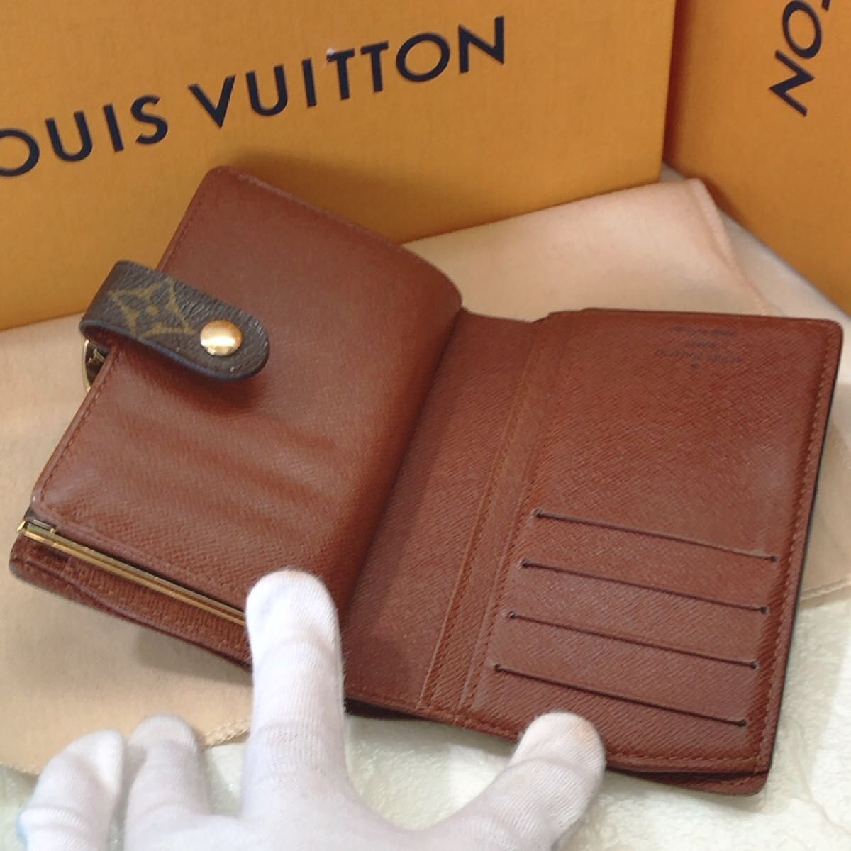 最終お値下げ極上美品 ルイヴィトンがま口財布 モノグラム 最終お値下げ極上美品 ルイヴィトンがま口財布 モノグラム