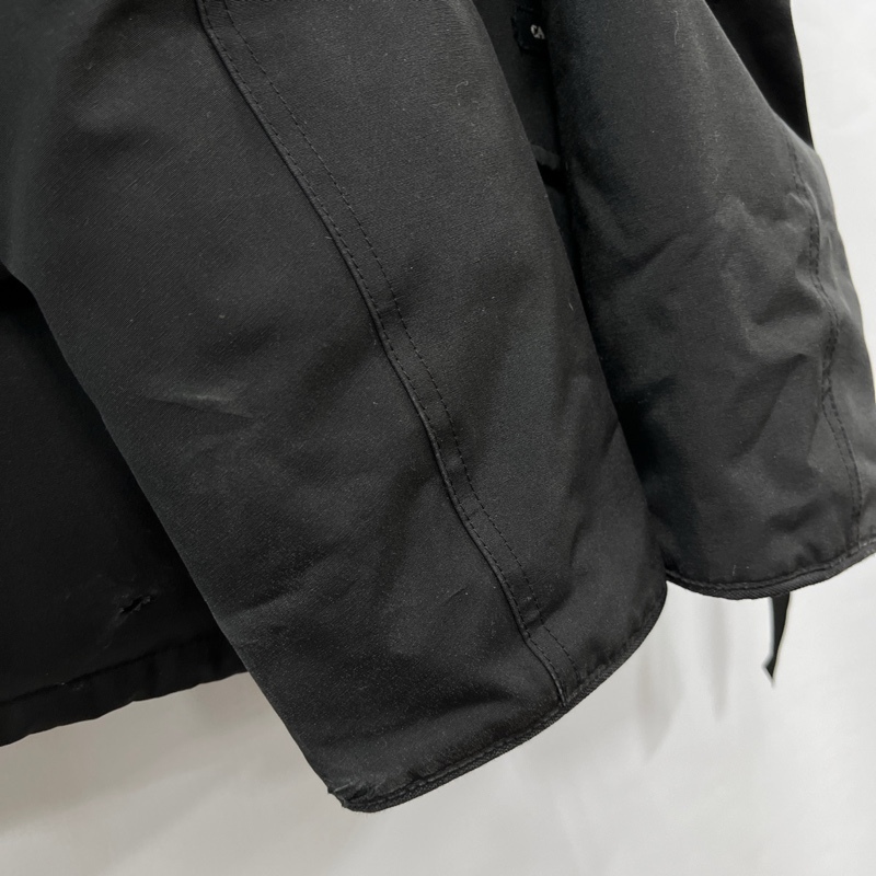 CANADA GOOSE/ Canada Goose /KAMLOOPS DOWN JACKET/ cam loop s down jacket / black /4078JM/ griffin tag /M size 